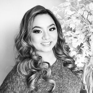 Meet your Posher, Nina